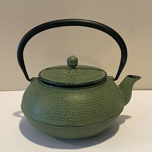 Cast Iron Mini Tea Kettle Vintage Unmarked Green With Texture‎